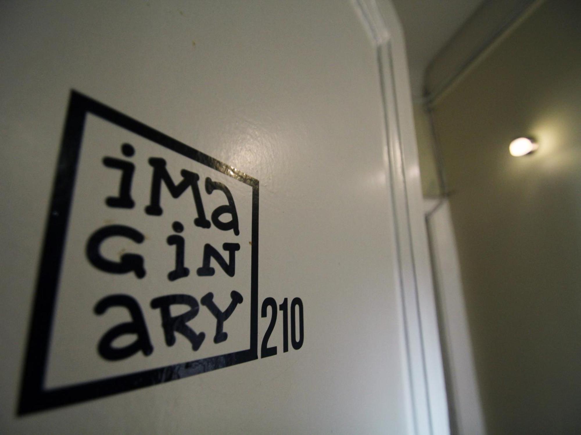טאלין Imaginary Hostel (Adults Only) מראה חיצוני תמונה