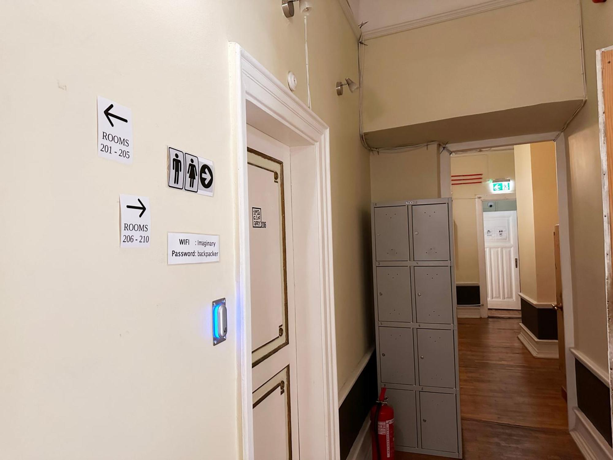 טאלין Imaginary Hostel (Adults Only) מראה חיצוני תמונה