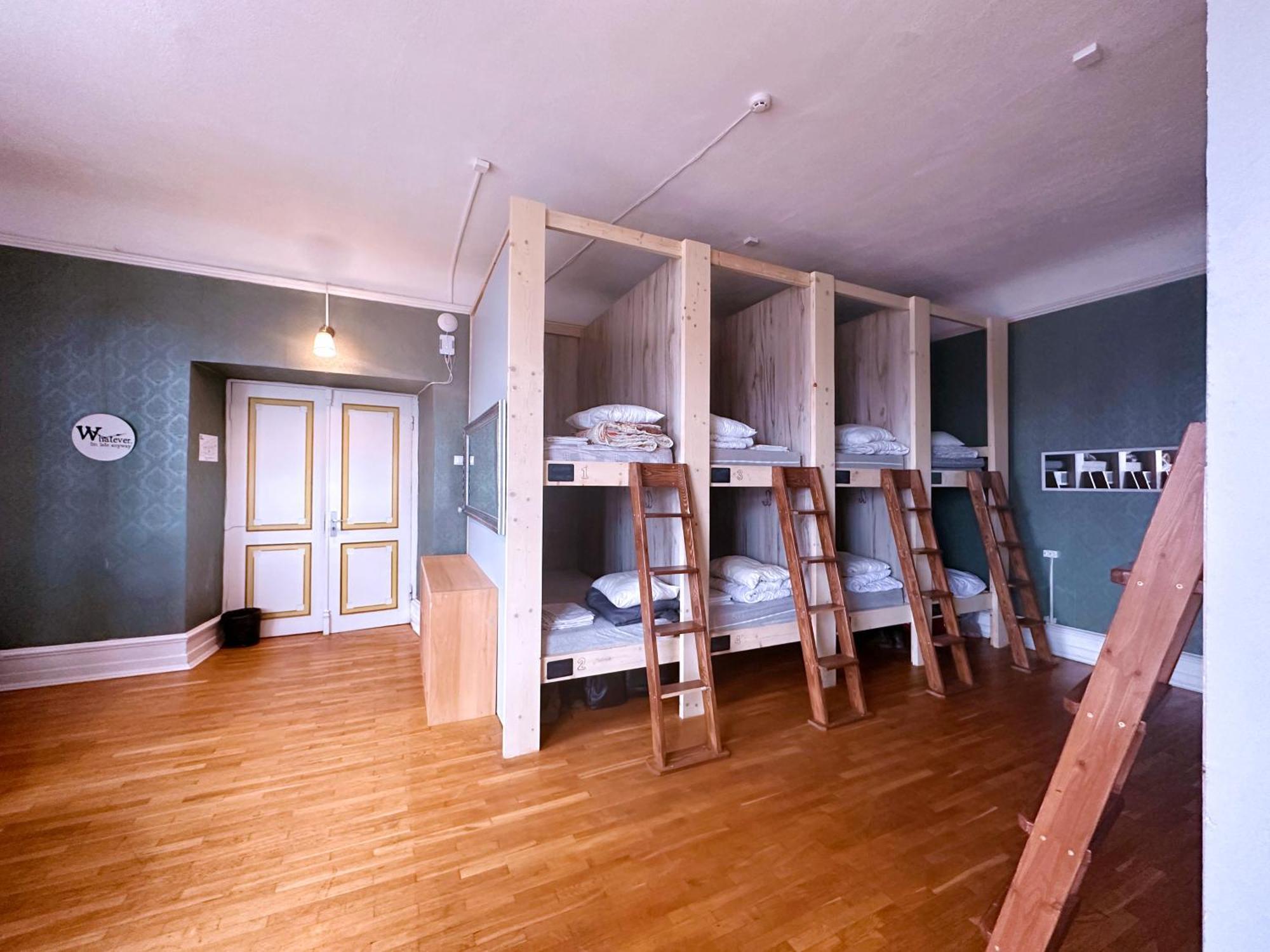 טאלין Imaginary Hostel (Adults Only) מראה חיצוני תמונה